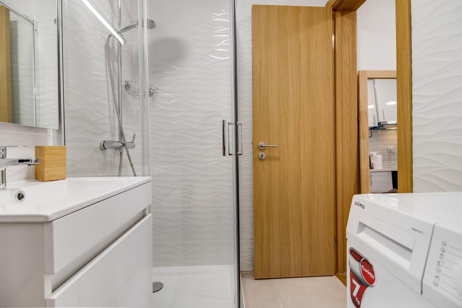Modern Cocoon In Santos W Ac | By Airnest Lisboa